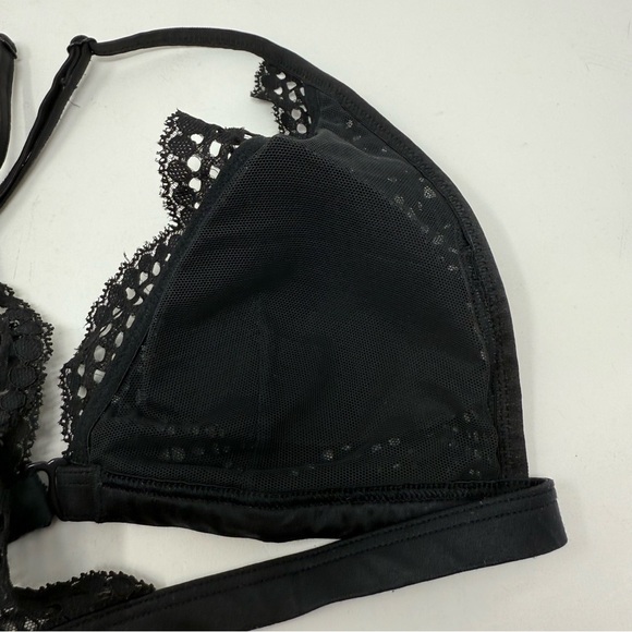 Victoria’s Secret Black Lace Front Closure Bralette Bra - Picture 8 of 10